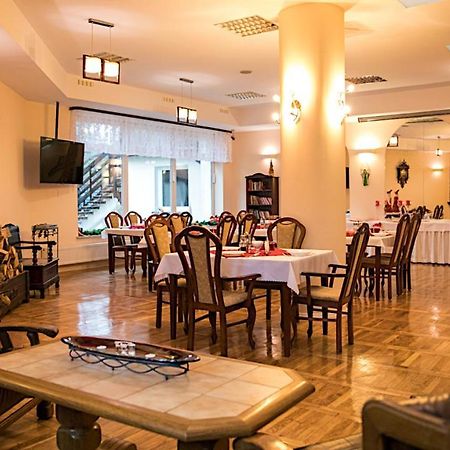 Osrodek Wypoczynkowo Rehabilitacyjny Wlokniarz Hotel Ustka Buitenkant foto