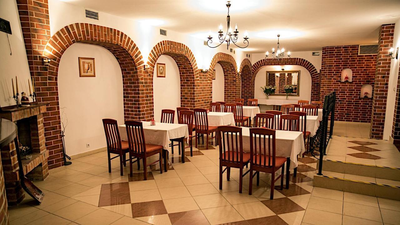 Osrodek Wypoczynkowo Rehabilitacyjny Wlokniarz Hotel Ustka Buitenkant foto